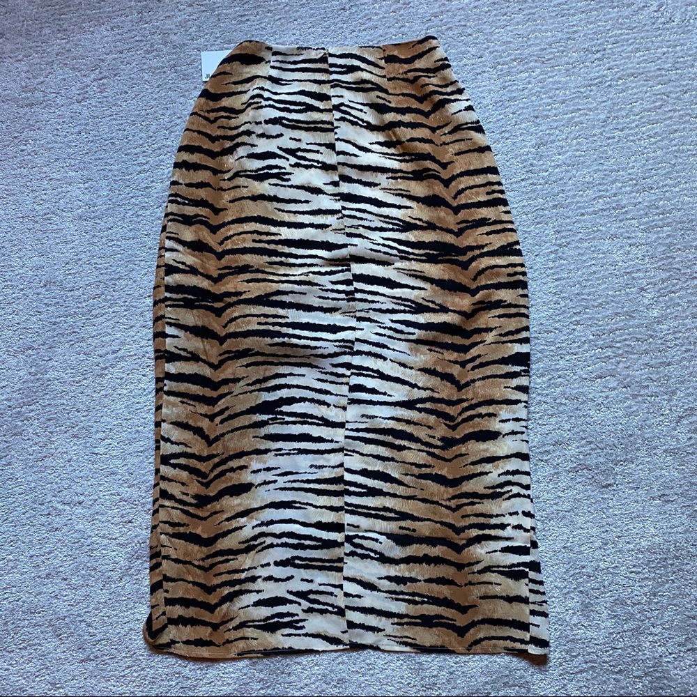 Tiger Print Midi Skirt w/ Slit and Ruched Detail - Picture 4 of 5